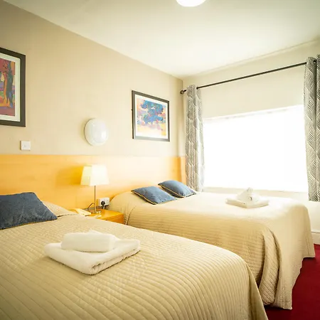 Ashley Hotel 3*