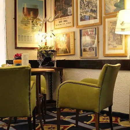 Hotel Ashley 3*