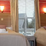 Ashley Hotel