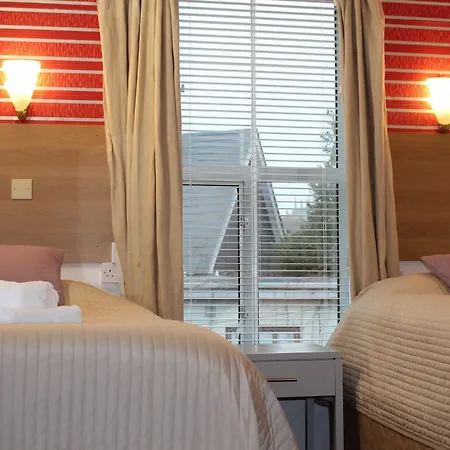 Ashley Hotel