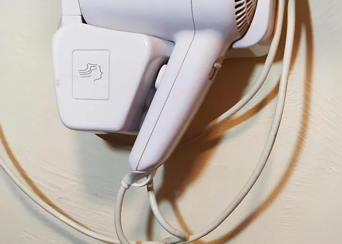 Ashley Отель Корк