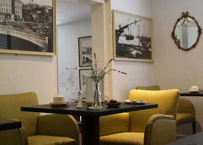 Ξενοδοχείο Ashley 2*