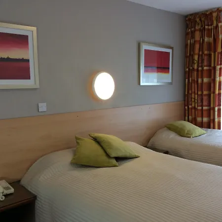 Ashley Hotel